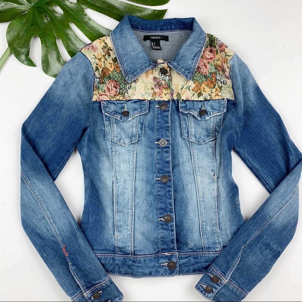 Forever 21 Denim Jean Jacket Tapestry S